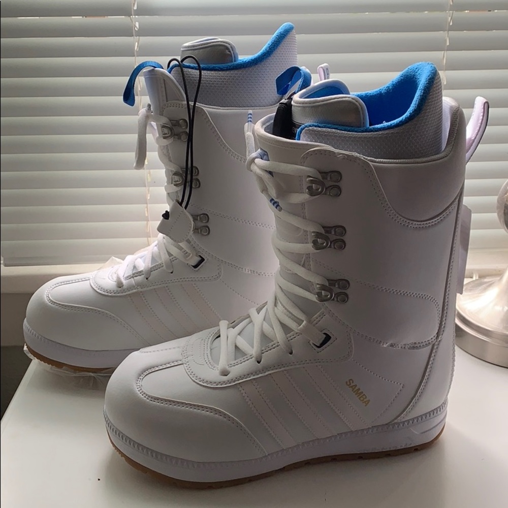 Adidas | Snowboarding Shoes | Samba Adv .